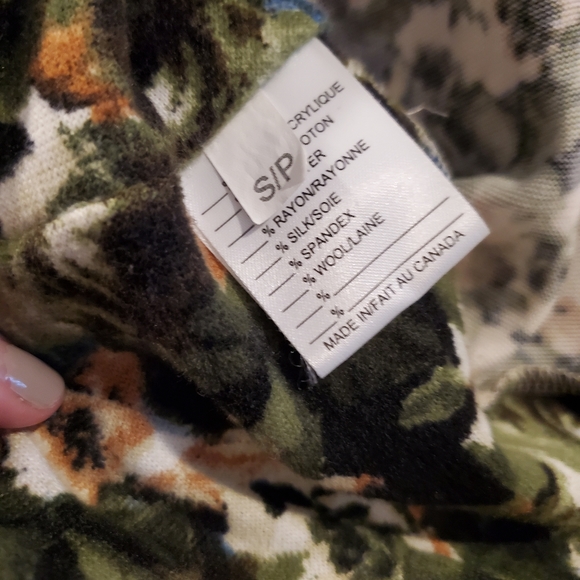 Vintage Shrug by Terra Cotta Clothing Design - Picture 5 of 5